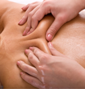 Cesura - Massage and Light Therapy for urban women Te Aro (6011) Traditional Massage 5_small