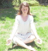 alanna clerkin yoga teacher mount maunganui